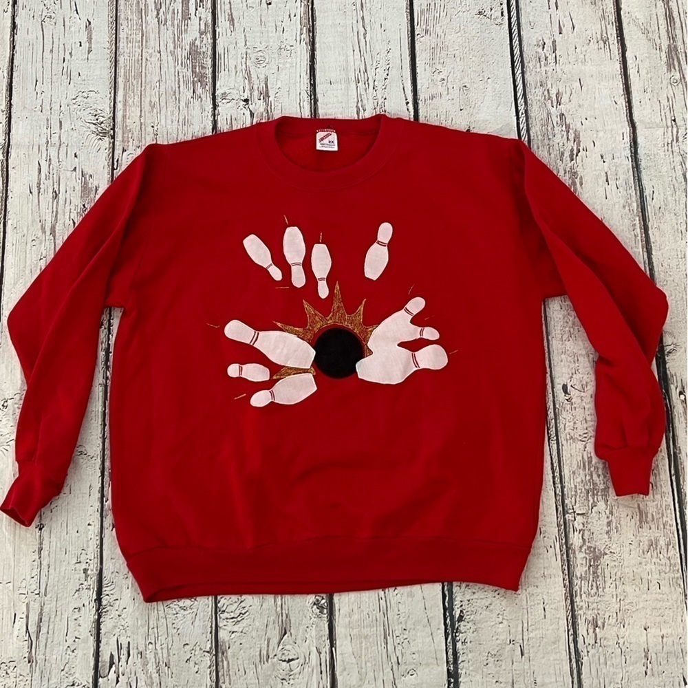 Vintage 1980s Bowling Sports Uniform 80s Bowling Gift Crewneck Sweatshirt